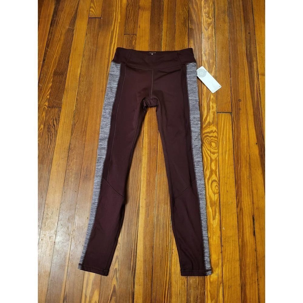 Layer 8 Qwick-Dry Maroon Leggings Womens Small NWT